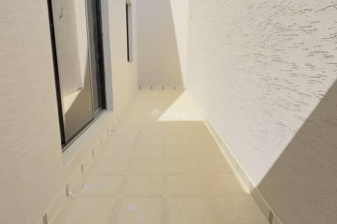 3 bedrooms Apartment in Riyadh, Saudi Arabia No. 60215 10