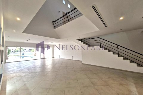3 bedrooms Villa in Doha, Qatar No. 58462 3