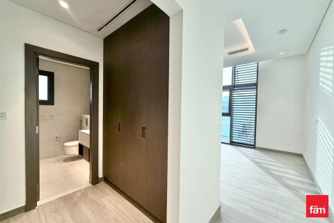 6 bedrooms Villa  No. 106310 12