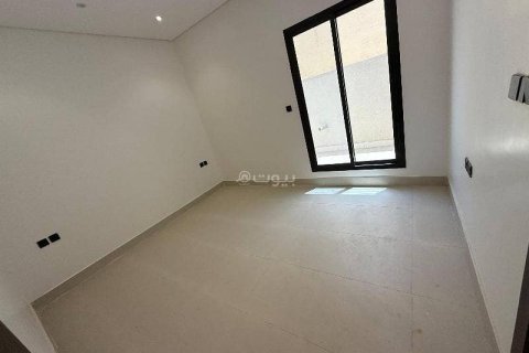 5 bedrooms Villa in Riyadh, Saudi Arabia No. 67362 22