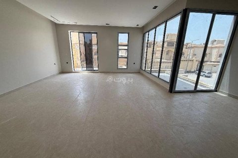 Villa de 4 chambres à Riyadh, Saudi Arabia No. 67364 8
