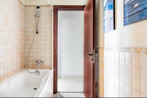Apartment de 3 dormitorios en RIMAL Dubai, UAE No. 97402 19