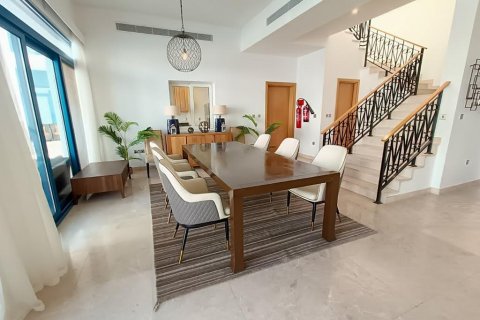 Villa de 4 chambres à Palma Residences, UAE No. 97426 9