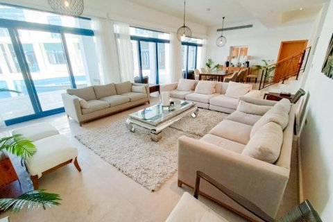 Villa de 4 chambres à Palma Residences, UAE No. 97426 6