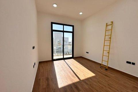 Commercial property de 6 dormitorios en Al Shamkha, UAE No. 62332 12