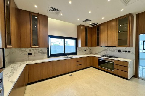 Commercial property de 6 dormitorios en Al Shamkha, UAE No. 62332 4