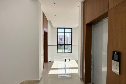Commercial property de 6 dormitorios en Al Shamkha, UAE No. 62332 6