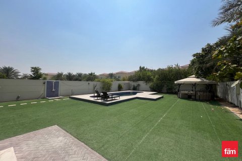 Villa de 4 dormitorios en Dubai, UAE No. 101302 11