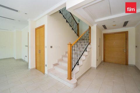 Villa de 4 dormitorios en Dubai, UAE No. 101302 12