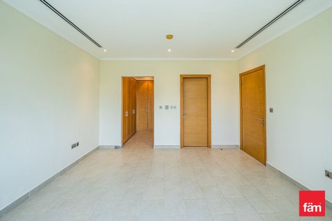 Villa de 4 dormitorios en Dubai, UAE No. 101302 16