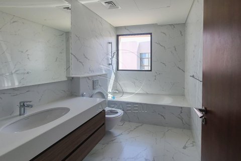 Townhouse de 4 dormitorios en Abu Dhabi, UAE No. 90325 4