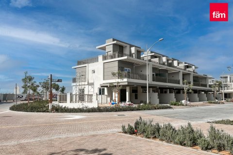 3 غرف نوم تاون هاوس  رقم 105604 8