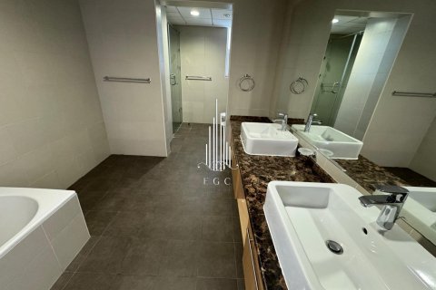 Appartement de 5 chambres à Corniche Road, UAE No. 36710 26