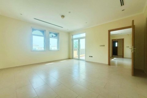 3 bedrooms Villa in Jumeirah Park, UAE No. 102946 13