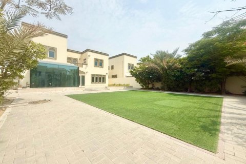 3 bedrooms Villa in Jumeirah Park, UAE No. 102946 16