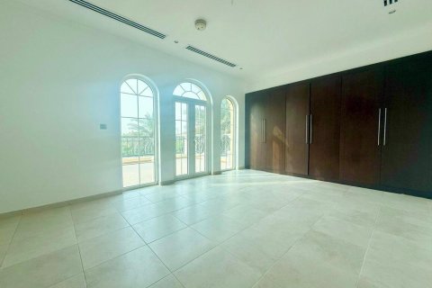3 bedrooms Villa in Legacy, UAE No. 102945 13