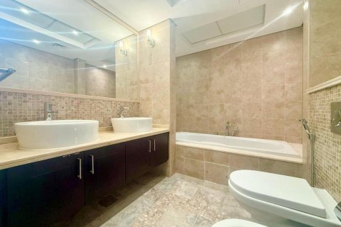 3 bedrooms Villa in Legacy, UAE No. 102945 15