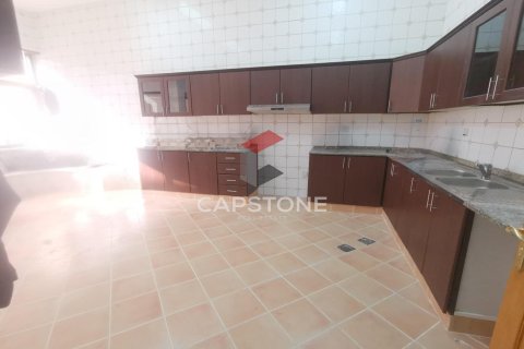 Villa de 6 chambres à Al Manhal, UAE No. 23803 11