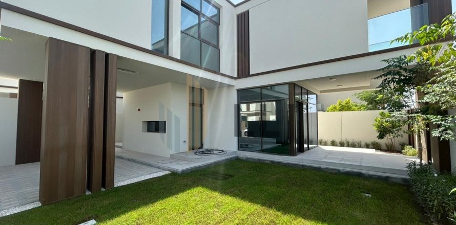 Townhouse de 3 dormitorios en Abu Dhabi, UAE No. 102025
