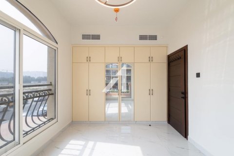 Villa de 5 dormitorios en Diamond Views, UAE No. 101798 10