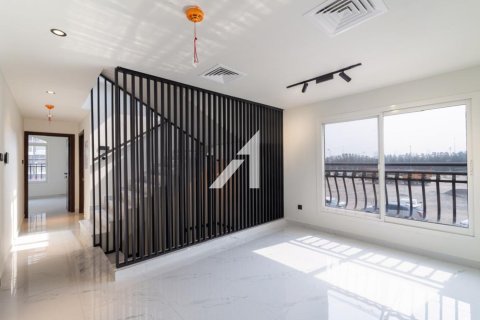 Villa de 5 dormitorios en Diamond Views, UAE No. 101798 11
