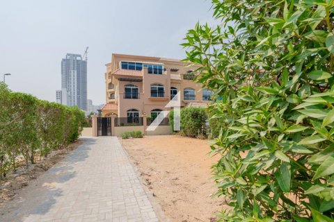 Villa de 5 dormitorios en Diamond Views, UAE No. 101798 26