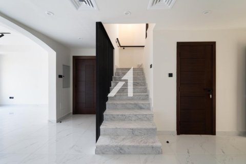 Villa de 5 dormitorios en Diamond Views, UAE No. 101798 6