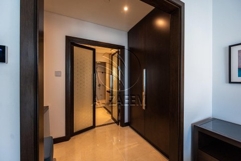 Квартира с 3 спальнями в Марина, ОАЭ №89898 2