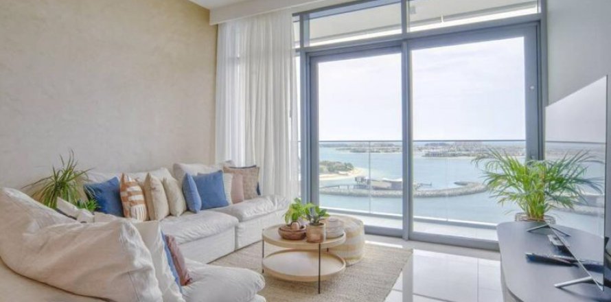 1 bedroom Apartment in Dubai Harbour, UAE No. 3563