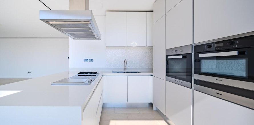 2 bedrooms Apartment in Al Barari, UAE No. 88118
