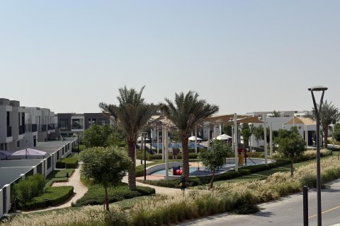 3 غرف نوم تاون هاوس في EMAAR South, الإمارات العربية المتحدة رقم 88116 22