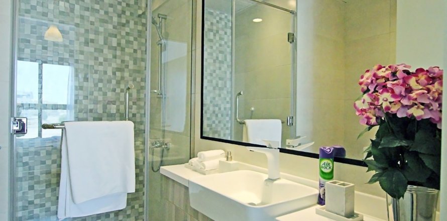 Apartment de 3 dormitorios en GREEN DIAMOND ONE Arjan, UAE No. 95504