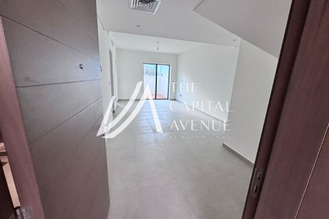 3 bedrooms Townhouse on the Yas Island, UAE No. 86438 3
