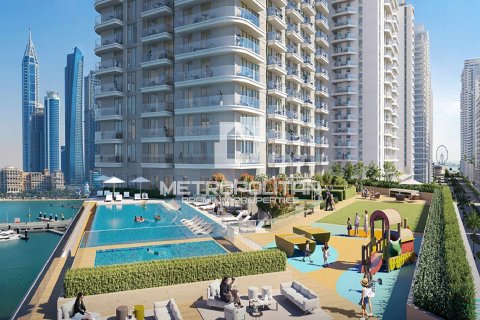 Apartment de 2 dormitorios en EMAAR Beachfront, UAE No. 62016 4