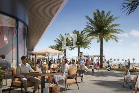 Apartment de 2 dormitorios en EMAAR Beachfront, UAE No. 62016 10