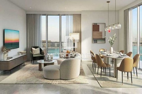Apartment de 2 dormitorios en EMAAR Beachfront, UAE No. 62016 3