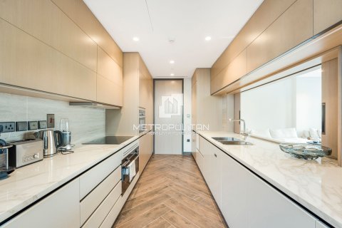 Квартира с 2 спальнями в Zabeel, ОАЭ №77810 1