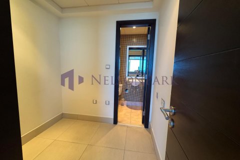 3 bedrooms Apartment in Doha, Qatar No. 58285 13