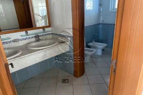 Villa de 5 dormitorios en Marina Village, UAE No. 27291 8