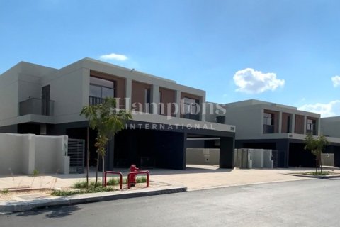 Villa de 3 dormitorios en Dubai South (Dubai World Central), UAE No. 72690 18