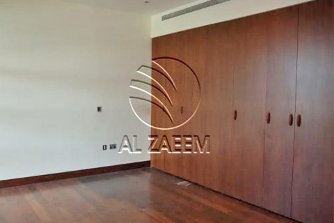 4 bedrooms Villa in Al Gurm, UAE No. 90386 7