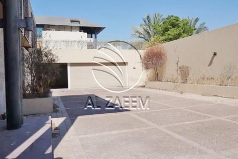 4 bedrooms Villa in Al Gurm, UAE No. 90386 20