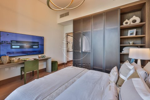 7 bedrooms Villa in Abu Dhabi, UAE No. 90389 18