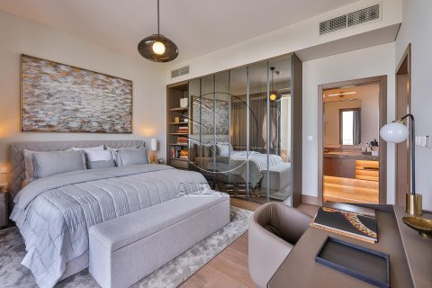 7 bedrooms Villa in Abu Dhabi, UAE No. 90389 11