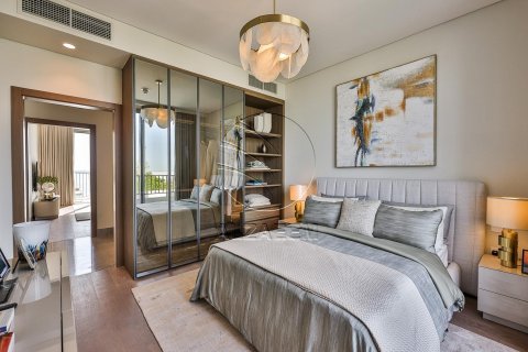 7 bedrooms Villa in Abu Dhabi, UAE No. 90389 4