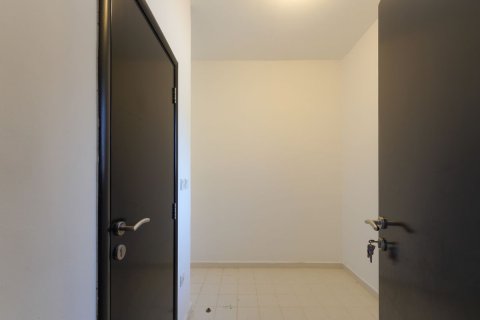 Commercial property de 5 dormitorios en Al Reef, UAE No. 79620 8