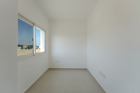 Commercial property de 5 dormitorios en Al Reef, UAE No. 79620 18