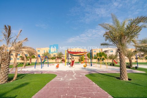 Commercial property de 5 dormitorios en Al Reef, UAE No. 79620 24