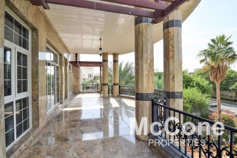 6 bedrooms Villa in Emirates Hills, UAE No. 74938 12