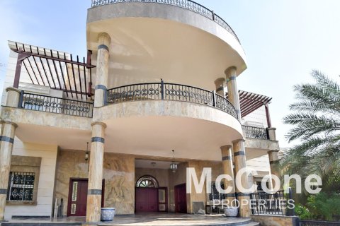 6 bedrooms Villa in Emirates Hills, UAE No. 74938 19